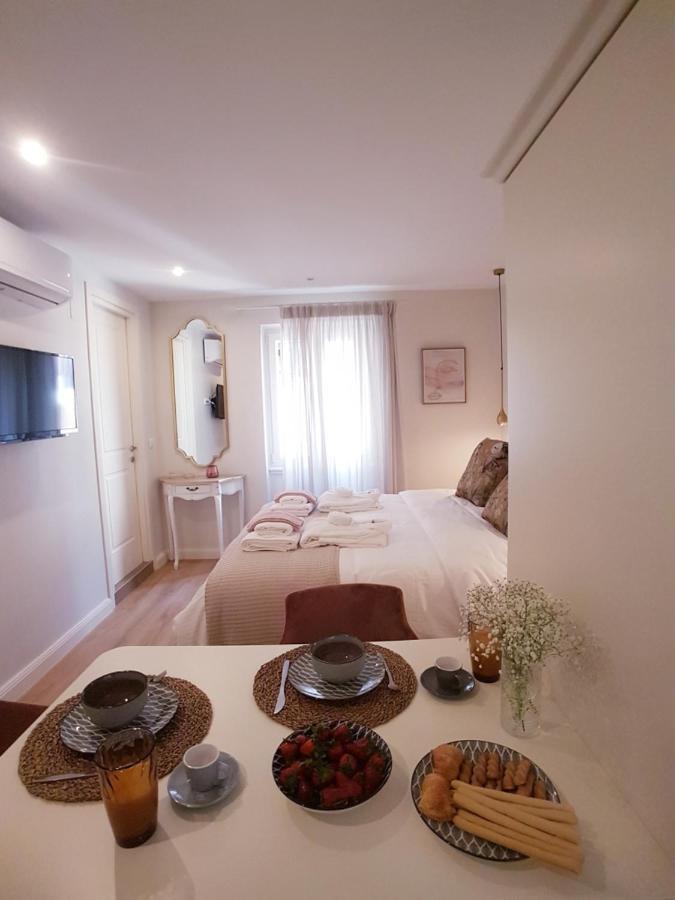 Sole E Luna Studio - Corfu Old Town Екстер'єр фото