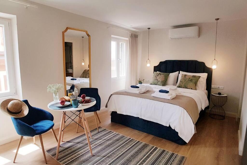 Sole E Luna Studio - Corfu Old Town Екстер'єр фото