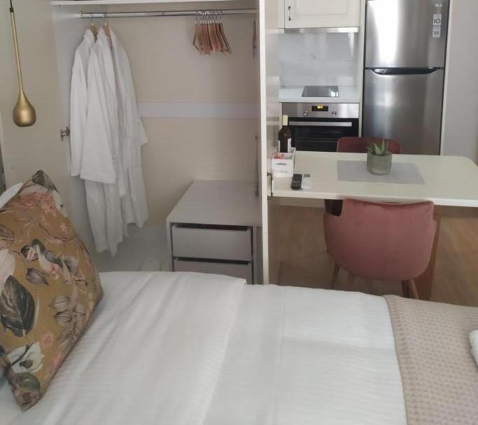 Sole E Luna Studio - Corfu Old Town Екстер'єр фото